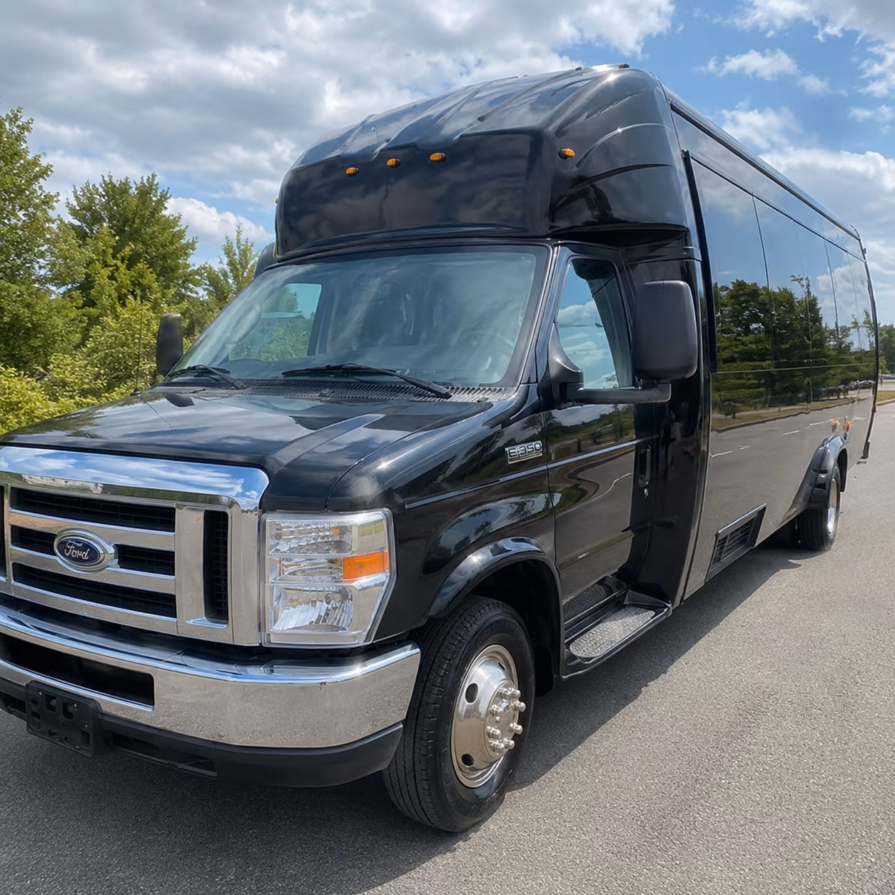 party bus rentals for gloucester concert groups who want the night to start early